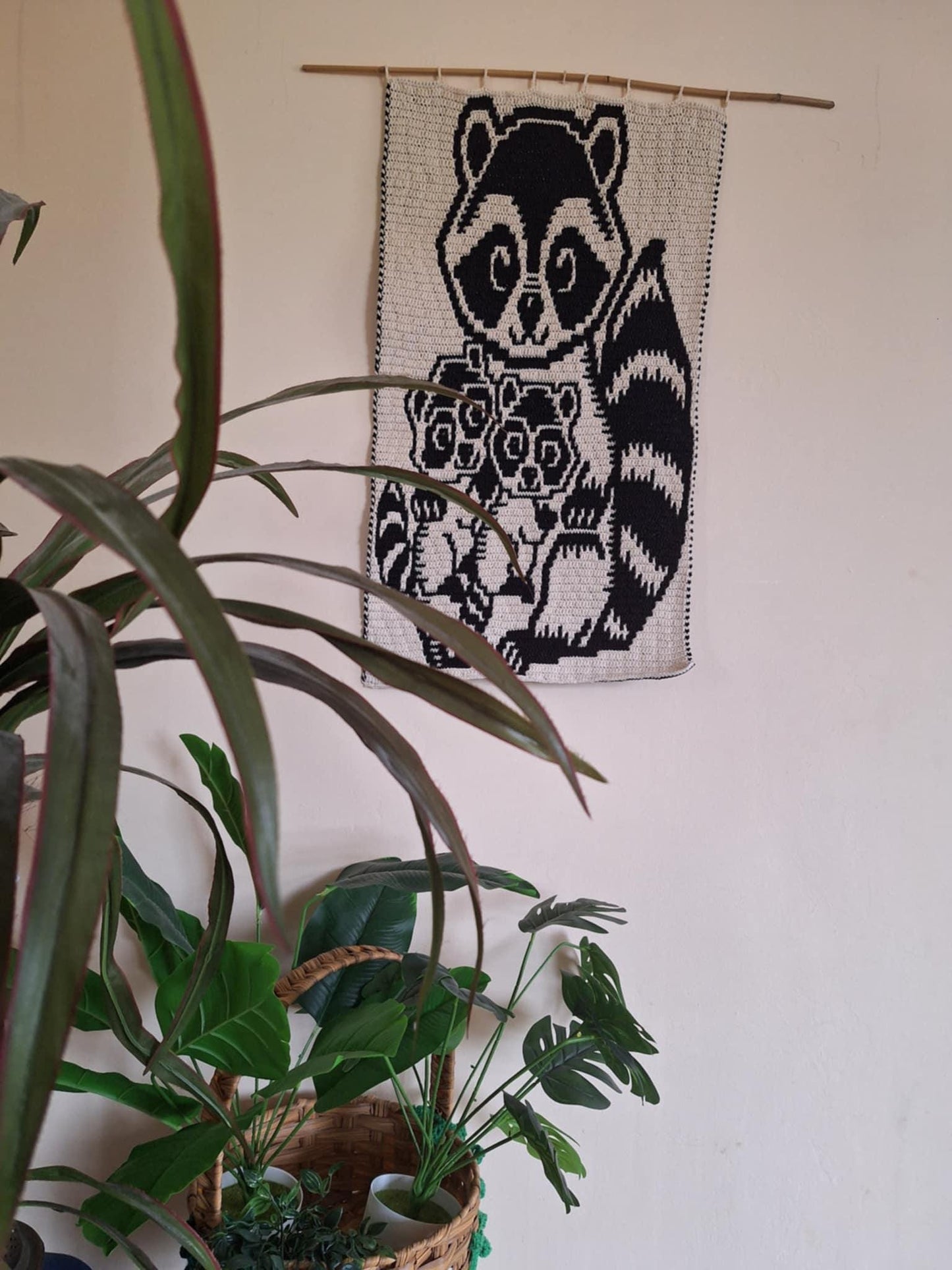 Baby Bandits Overlay Mosaic Crochet Baby/Toddler Blanket Pattern