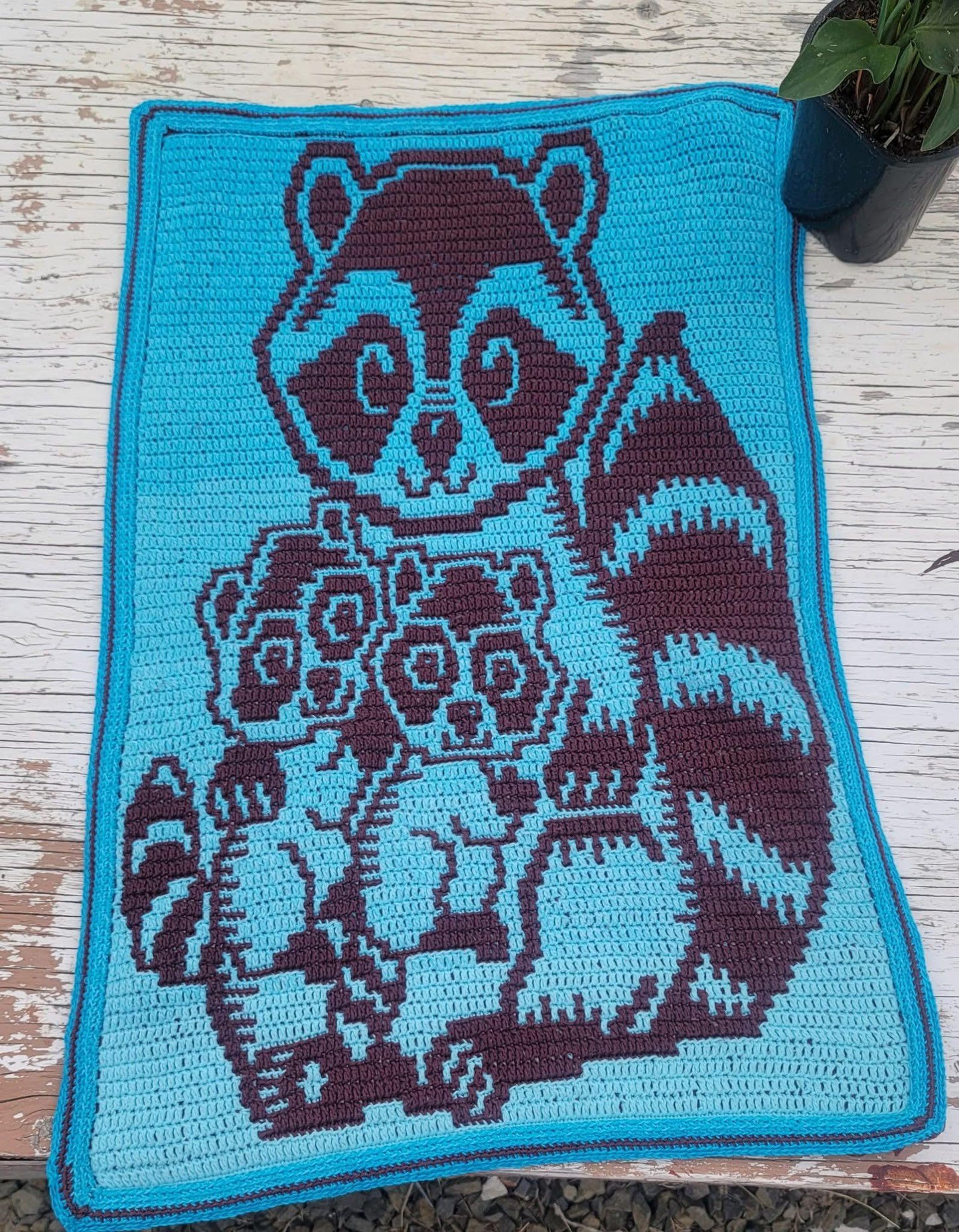 Baby Bandits Overlay Mosaic Crochet Baby/Toddler Blanket Pattern