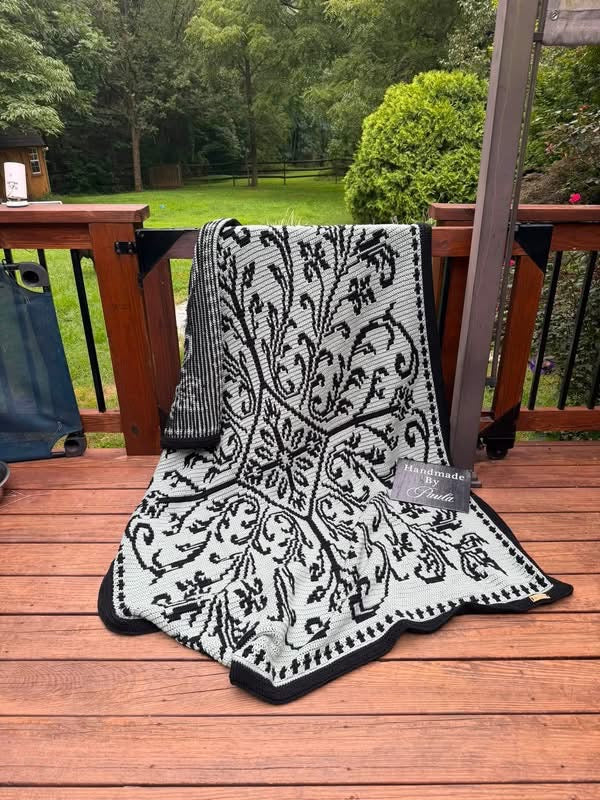 Antique Scrollwork Overlay Mosaic Crochet Blanket Pattern