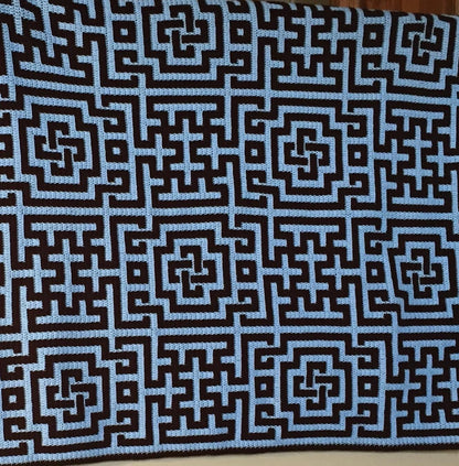 Celtic Labyrinth Overlay Mosaic Crochet Pattern