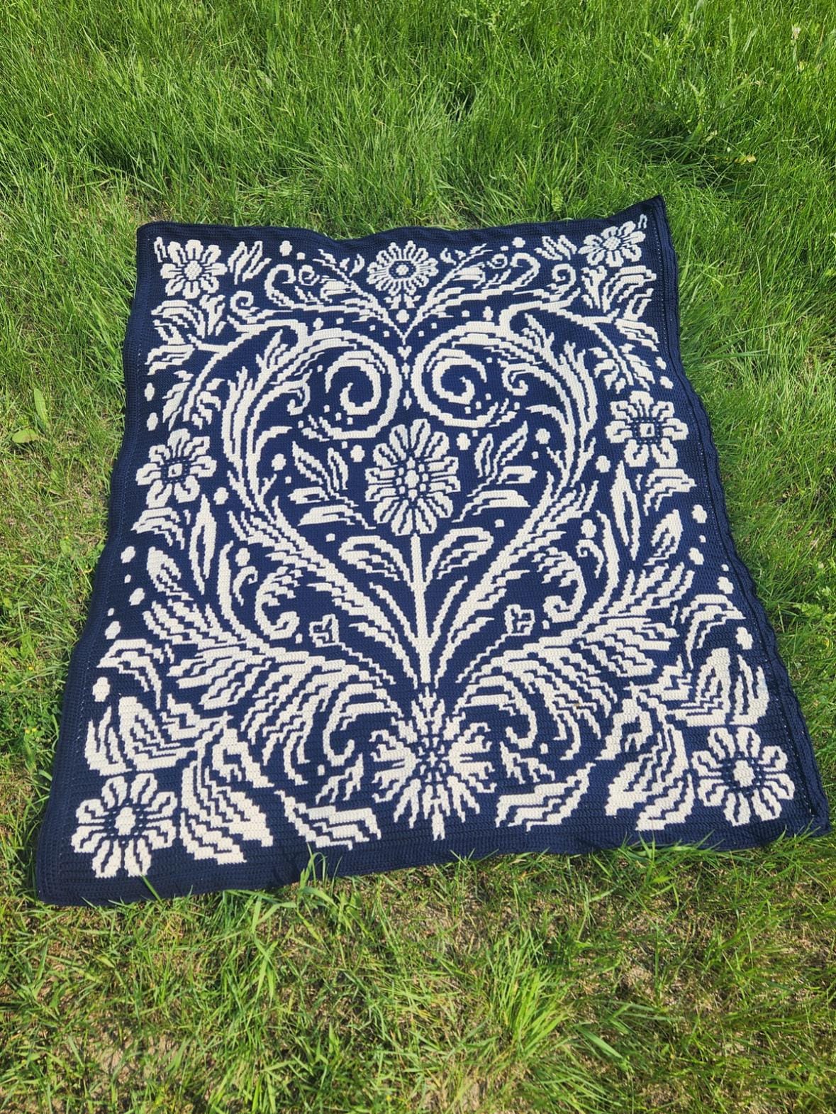 Hidden Hearts Overlay Mosaic Crochet Blanket Pattern