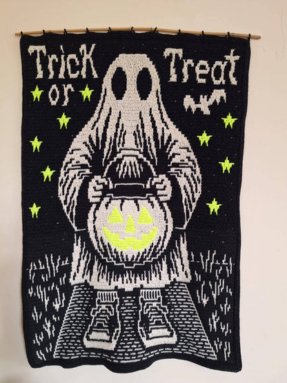 Trick Or Treat Terror Overlay Mosaic Crochet Throw Blanket Pattern