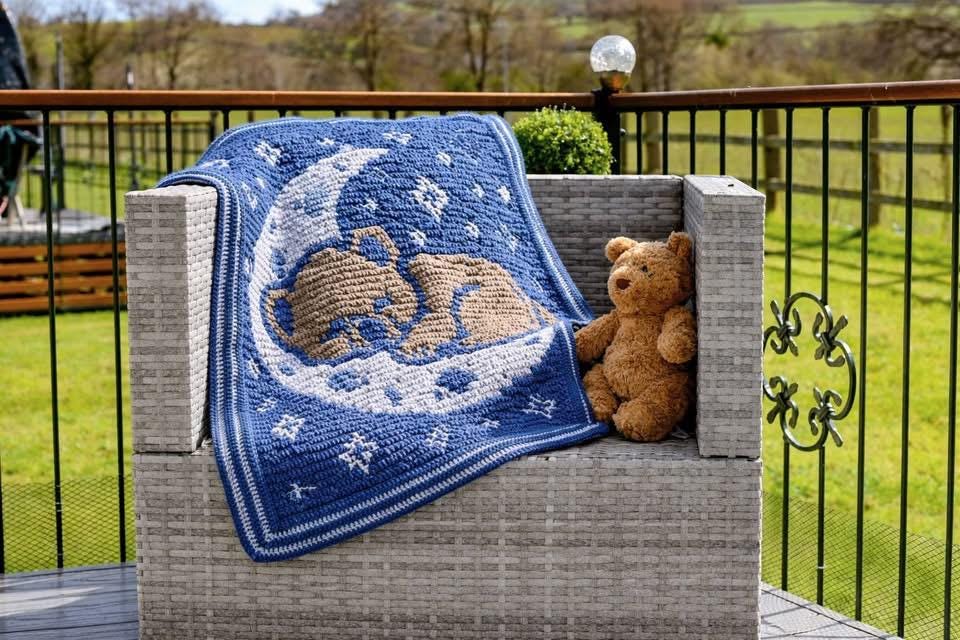 Moon Bear Overlay Mosaic Crochet Blanket Pattern (PDF Download)