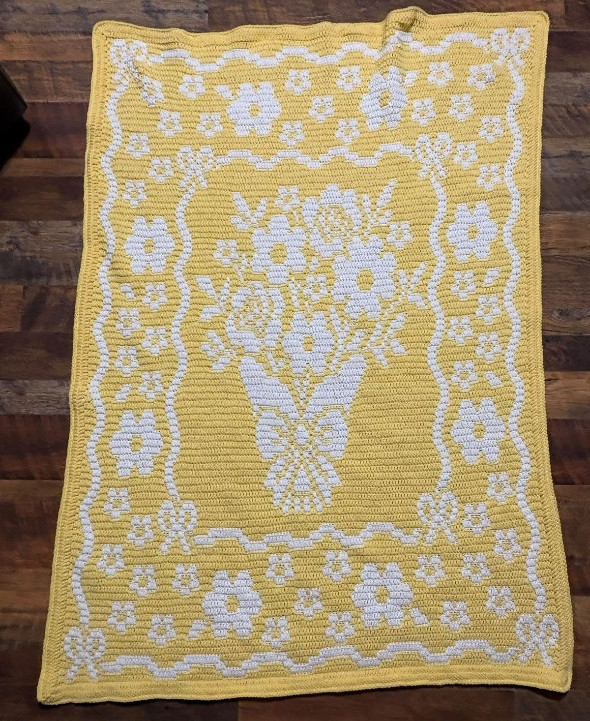 Country Bouquet Hand Drawn Overlay Mosaic Crochet Blanket Pattern Includes Baby and Throw Size
